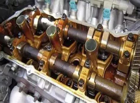 發(fā)動(dòng)機機油使用